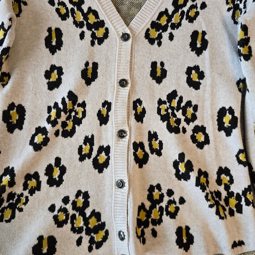 Cabi 5277‎ Leopard Floral Knit Cardigan Sweater Button Front Beige Yellow S - Picture 6 of 15